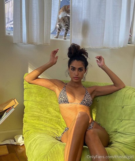 Undercover freak exclusive model picture