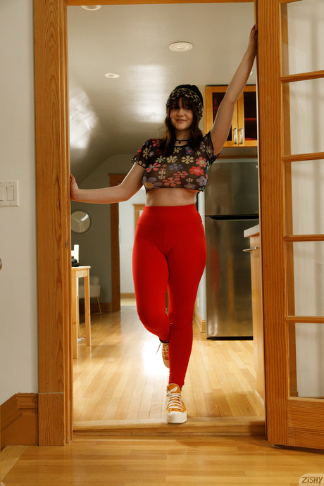 Lil Strawbs nudes pornstar archive