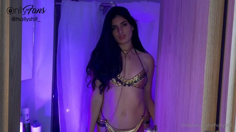 Holly Shit nude pornstar img