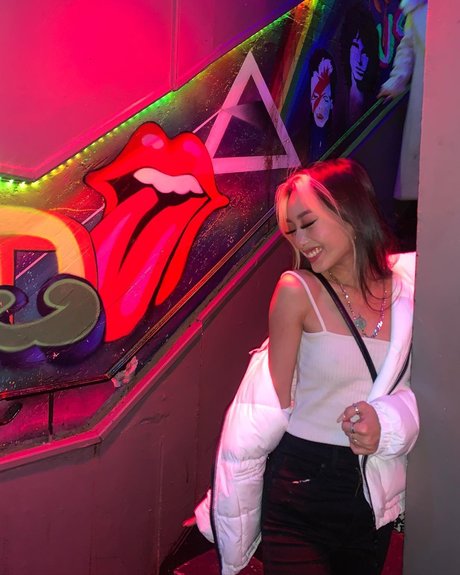 bbygirlmai pornstar top photos