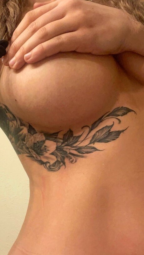 Skylyn Beaty erotic actress pictures