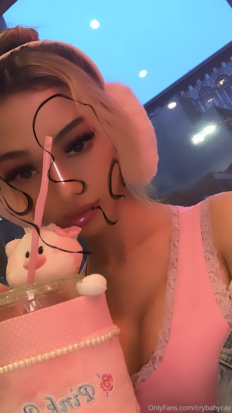 Crybabycay star top pictures