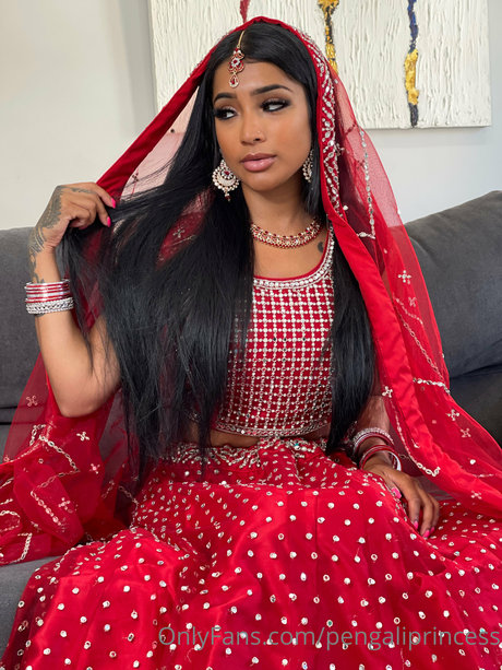 threesome asian onlyfans beautiful naked pics