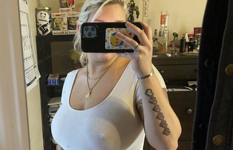 Autumn Moretti pornstar nude pic