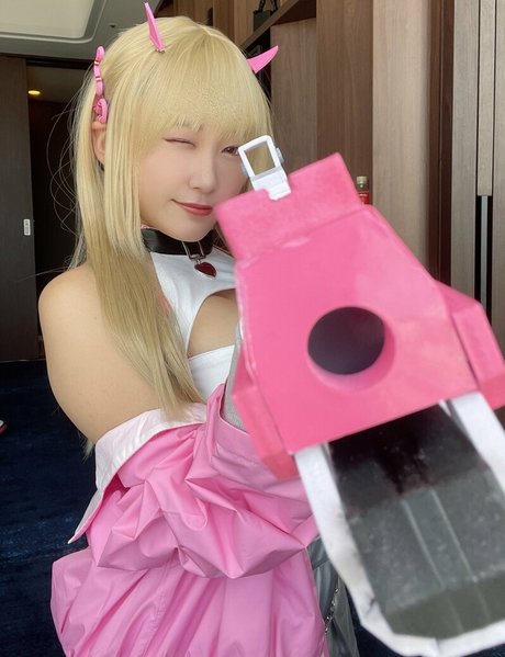 Hana Himesaki pretty star pictures