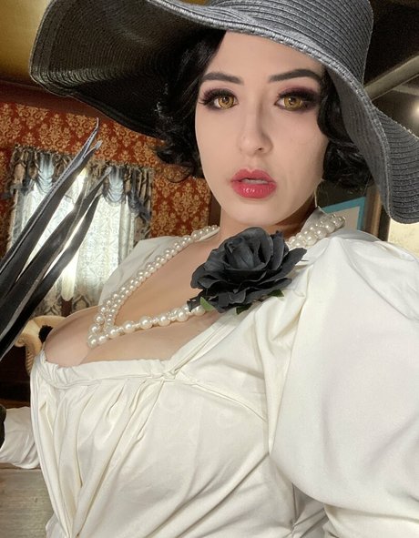 tattooed redhead onlyfans xxx photo