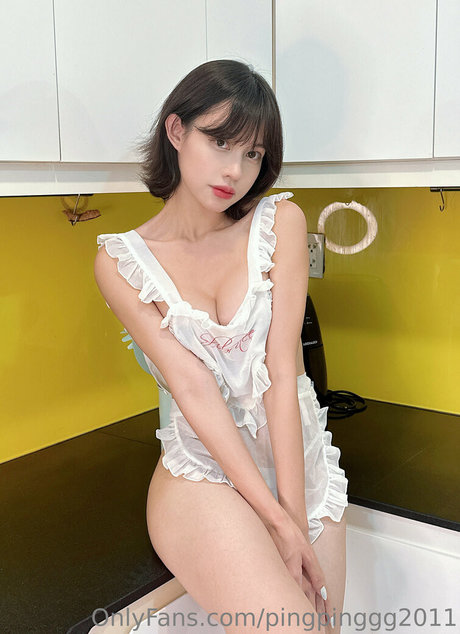 pingpinggg2011 porn model gallery