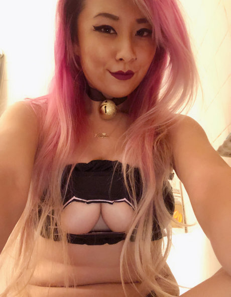 Raina Huang model pretty photos