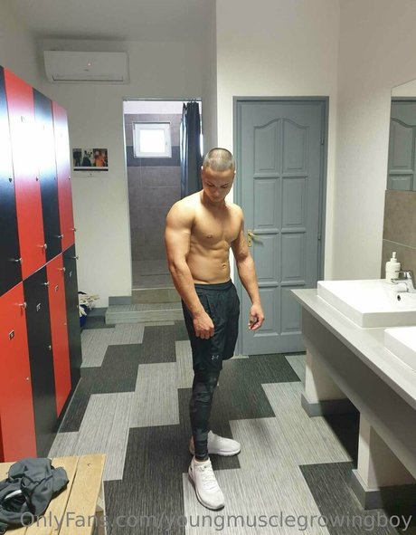 youngmusclegrowingboy nice pornstar gallery