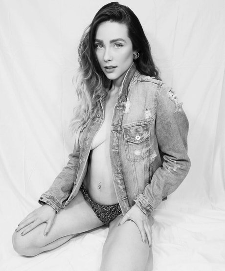 Emma Victoria Louise model perfect image