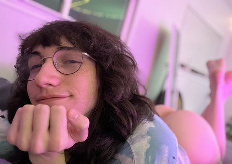 hung shemale onlyfans nude photo