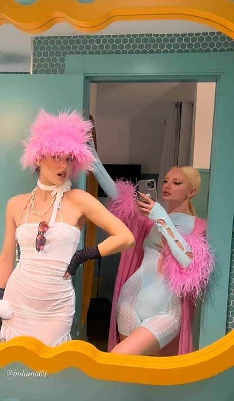 Alexandra Stan pornstar sexy photos