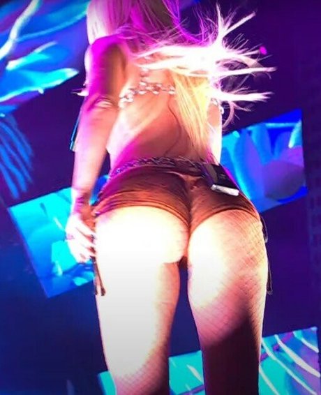 Alexandra Stan model naked image