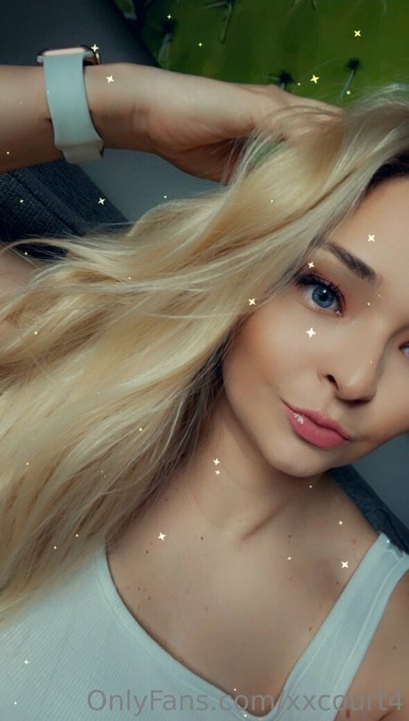 xxcourt4 model top img