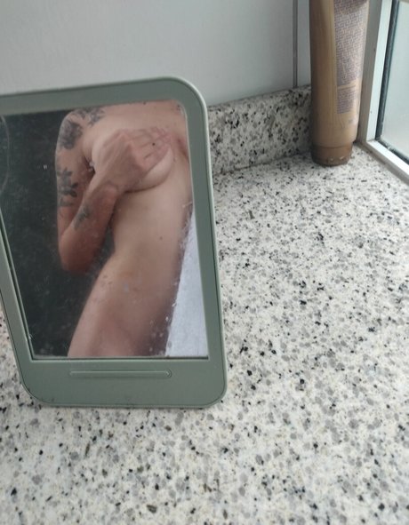 Liz Oliver pornstar high quality galleries