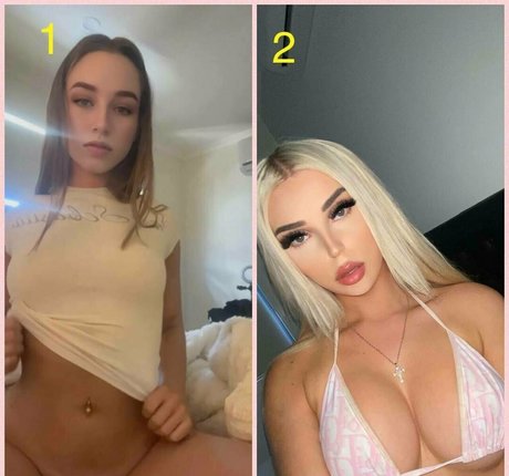 khloxo nude pornstar photo