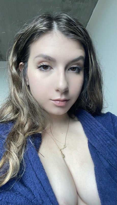 lanarhoads18 star naked galleries