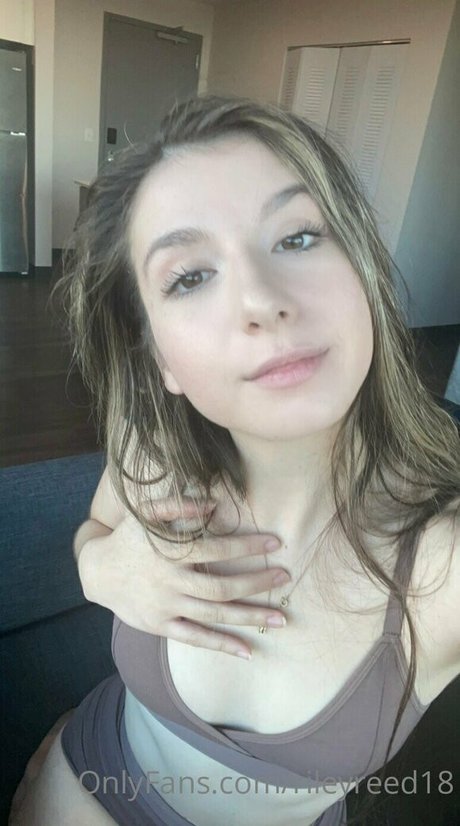 lanarhoads18 pornstar perfect images