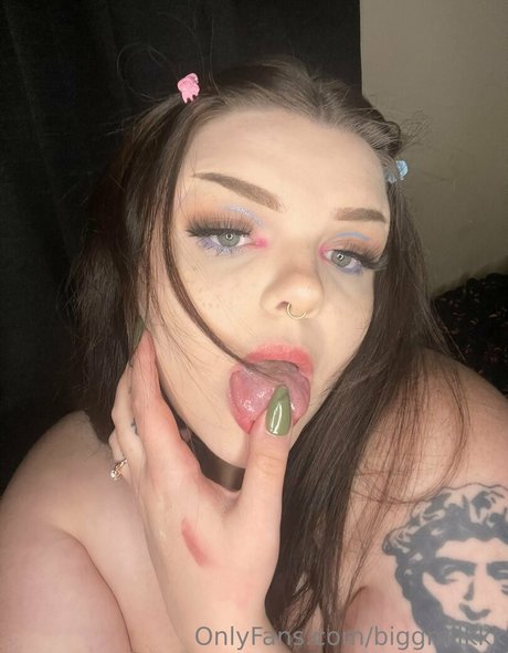 biggmilkkk star top pictures