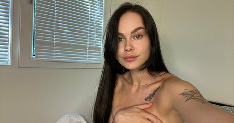 lunabelle vip nude star pictures