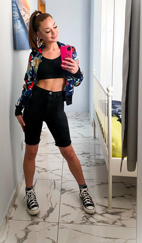 nicidee model pornographic pics