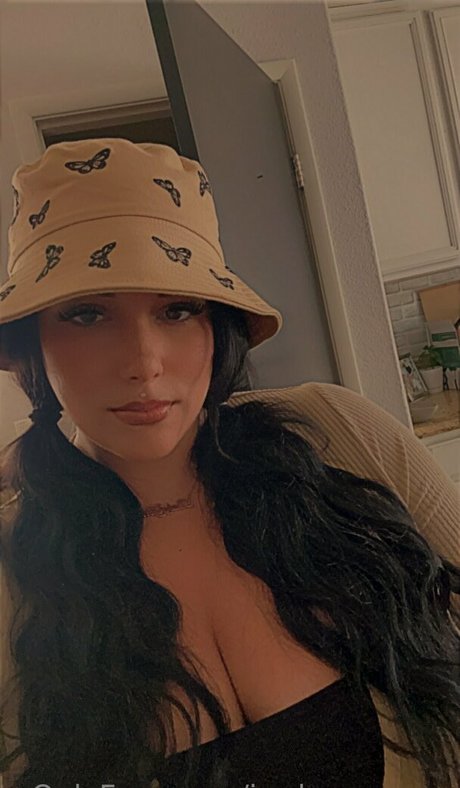 Jordanamama pornstar naked pics