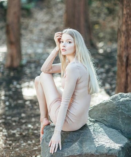 Lili Johansson nice star gallery