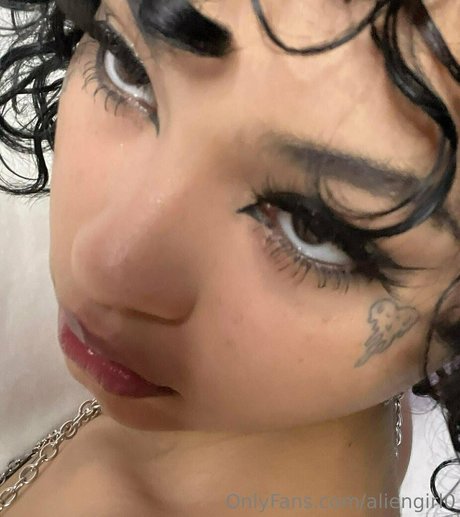 aliengirl0 best star photos