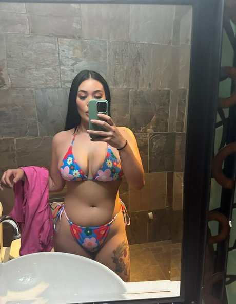 asiancreamm pretty model galleries