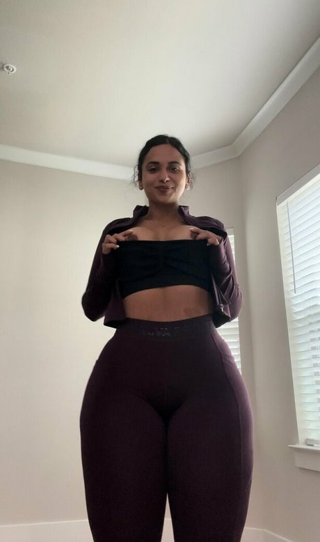 kellymariev pretty pornstar picture