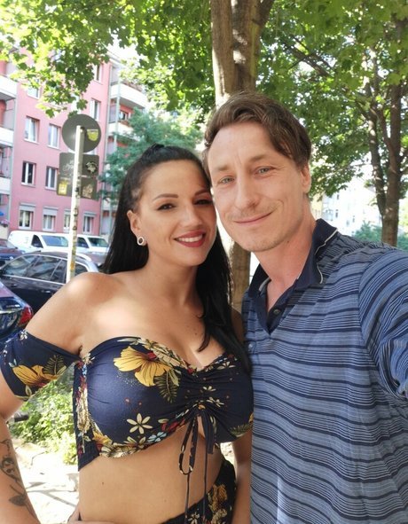 Jolee Love naked star pics