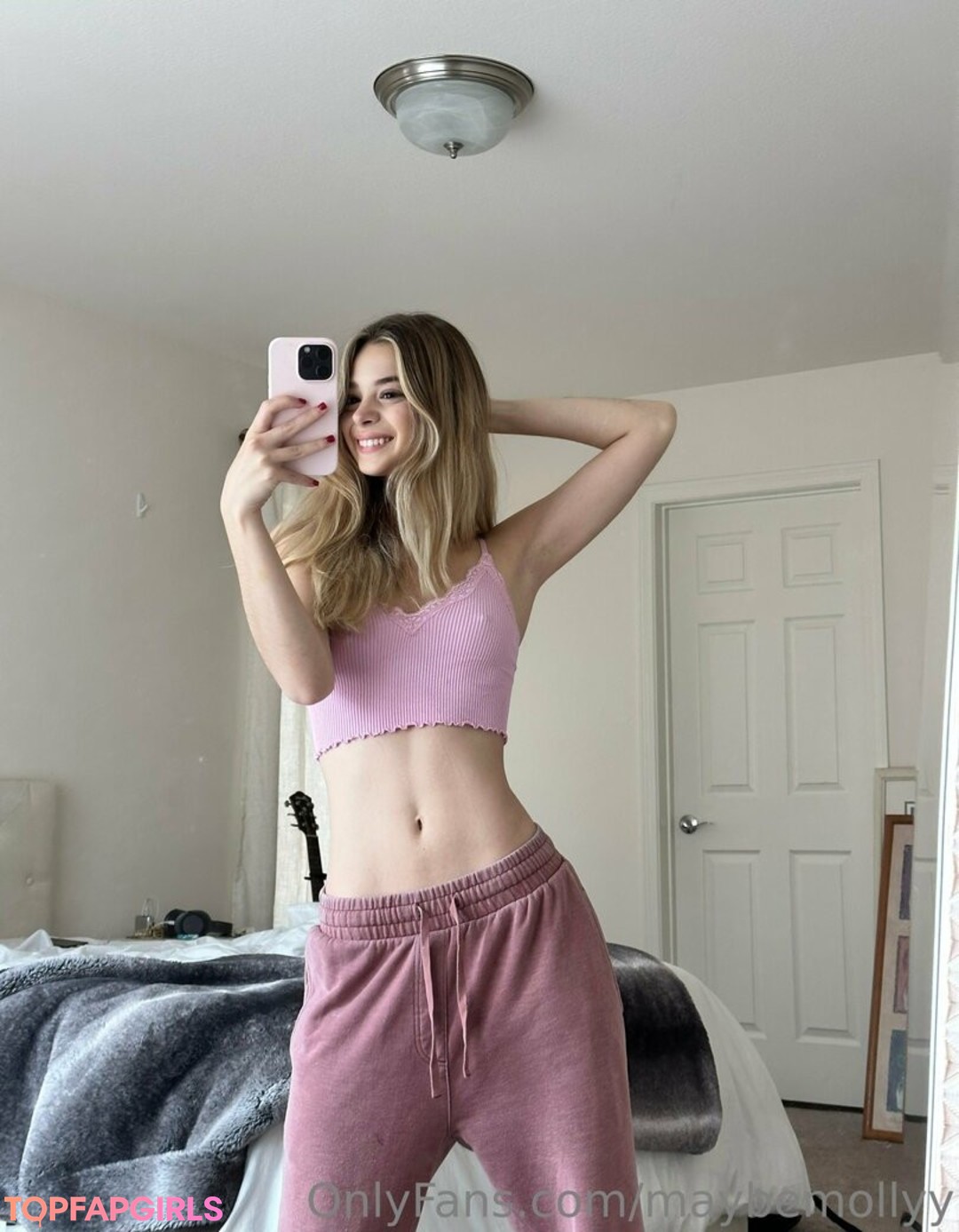 maybemollyy free model picture