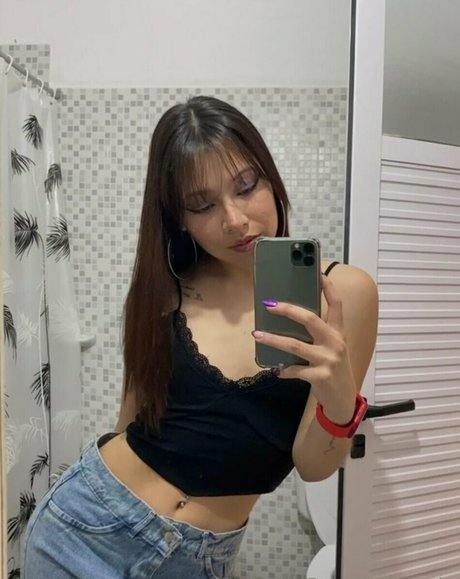 raecalu model beautiful photos