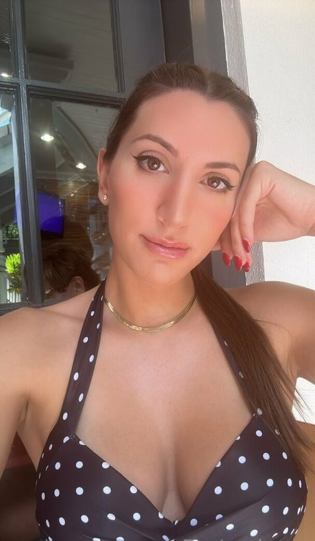 evalord perfect model photo