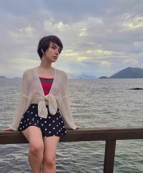 Faye Tan pornstar free photos