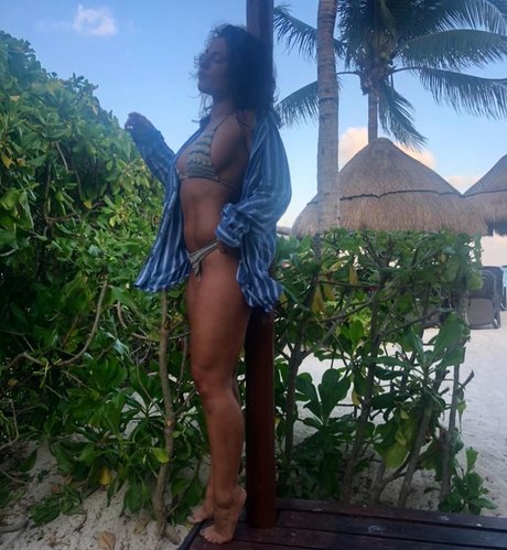 Jade Chynoweth star pornographic photo