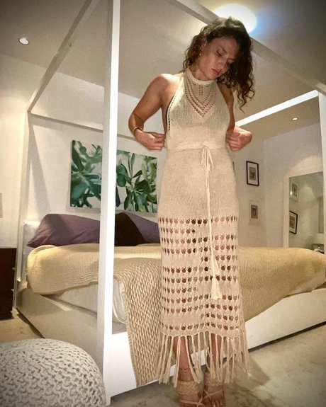 Jade Chynoweth star art picture