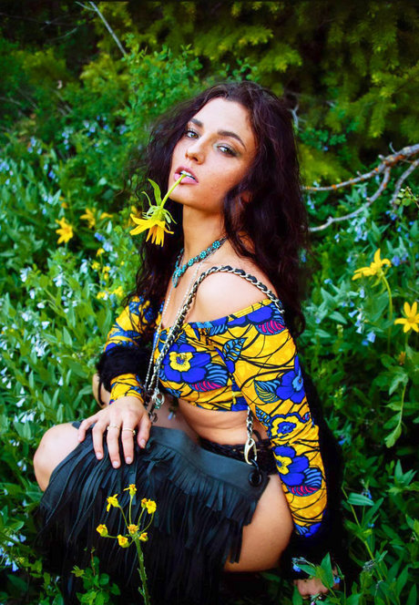 Jade Chynoweth pretty model img