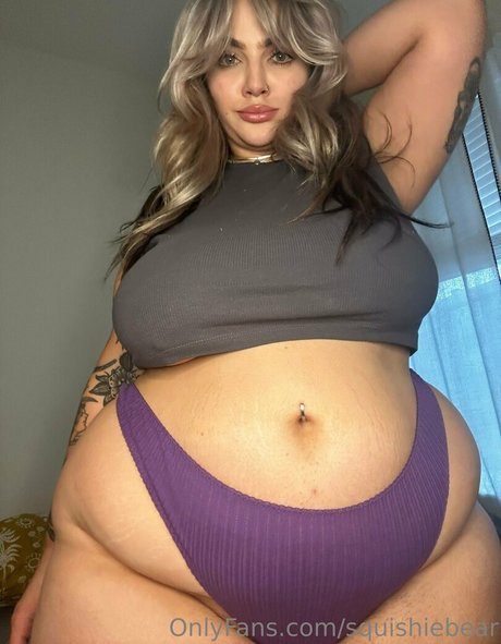 squishiebear model nudes pics