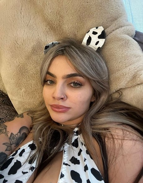 squishiebear pretty actress images