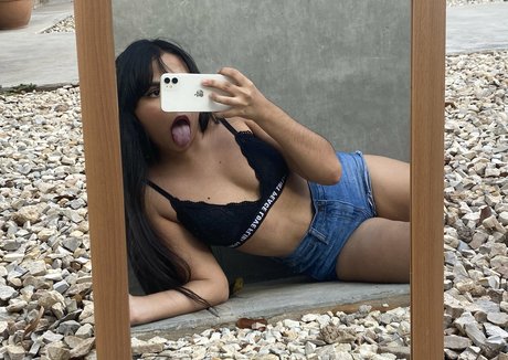 busty solo onlyfans art naked archive