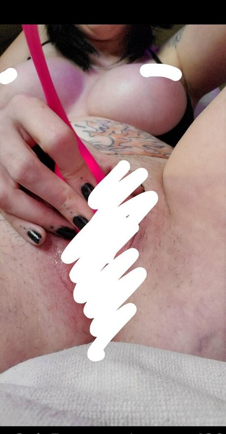 raemay420 pornstar top image