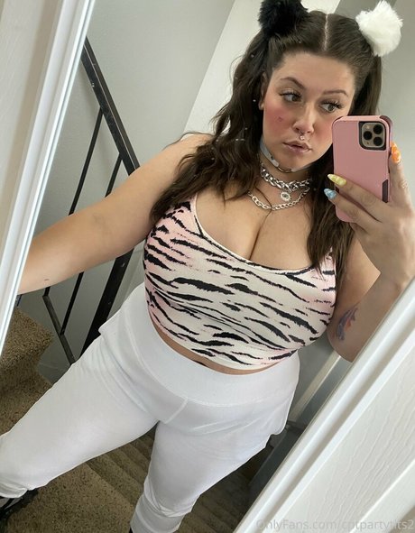 cptpartytits pornographic star pic