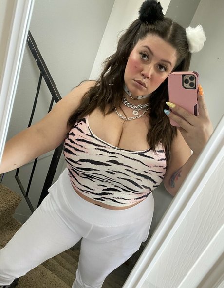 cptpartytits exclusive model pictures