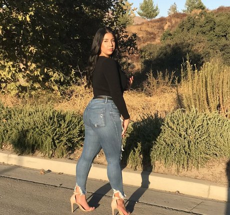 Denisedeniseeeeeeee hot actress gallery