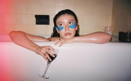 Genevieve Hannelius pornographic model pictures