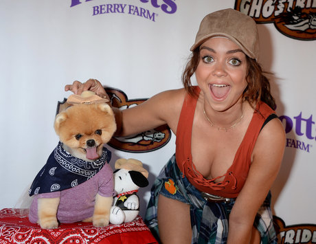 Sarah Hyland nude model gallery