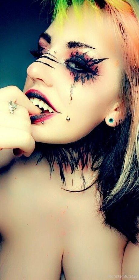 monsterbun42 free model pic