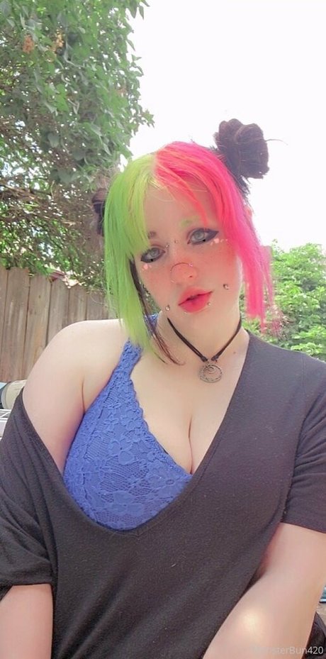 monsterbun42 high quality actress pic