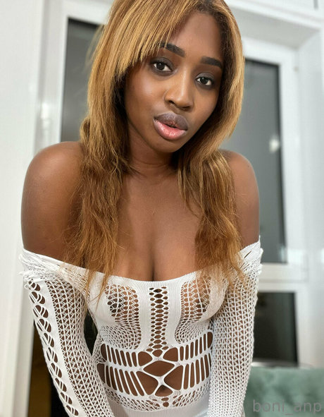 Boni anp star images